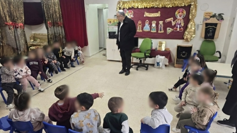 ילדי גבעת זאב מחבקים את החיילים מאות משלוחי מנות הוכנו לחיילים (2).jpeg